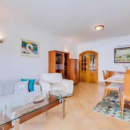 Al - Colina Holidays * Quarteira